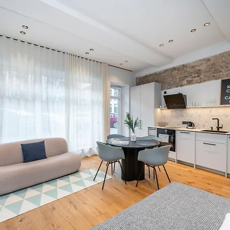 Newly Furnished Vilnius Town Hall Apartments By Reside Baltic Exterior photo